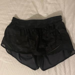 Lululemon hotty hot shorts